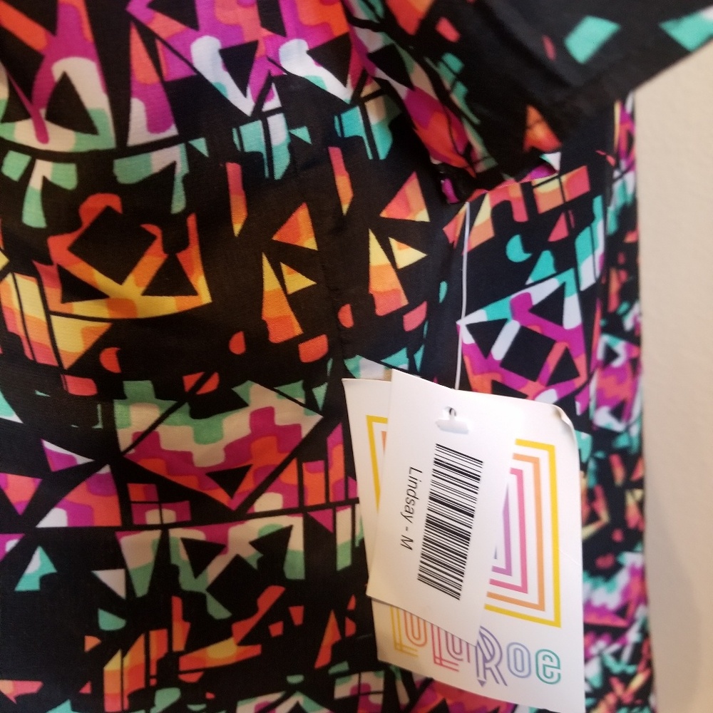 LuLaRoe Lindsay Kimono Open Cardigan Size M Black - Picture 3 of 3